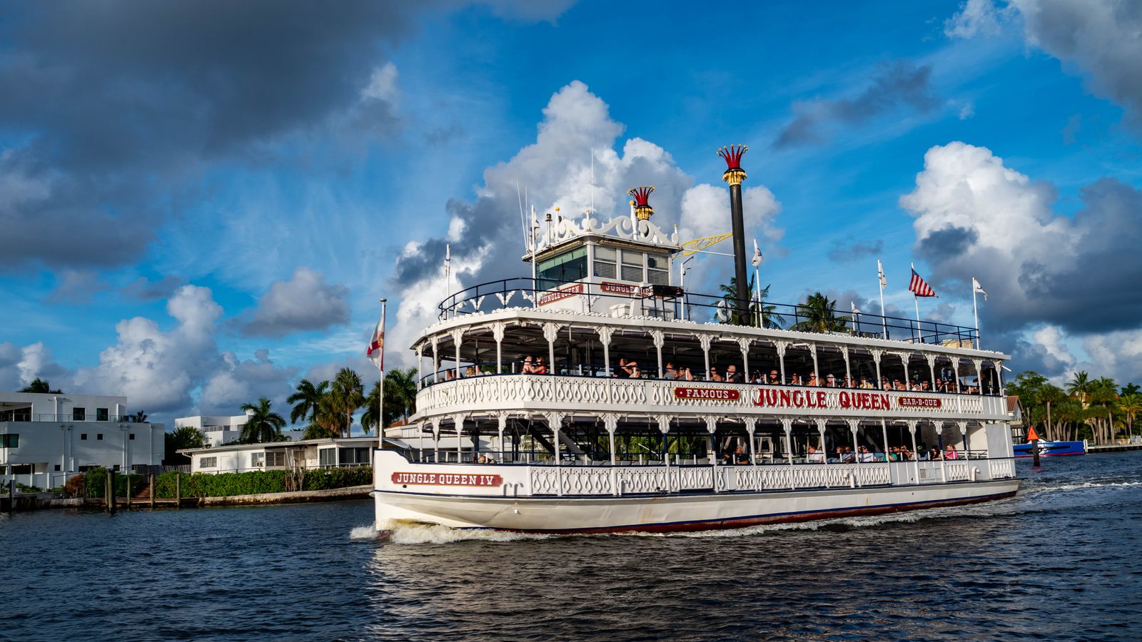 Jungle Queen riverboat cruising in Fort Lauderdale